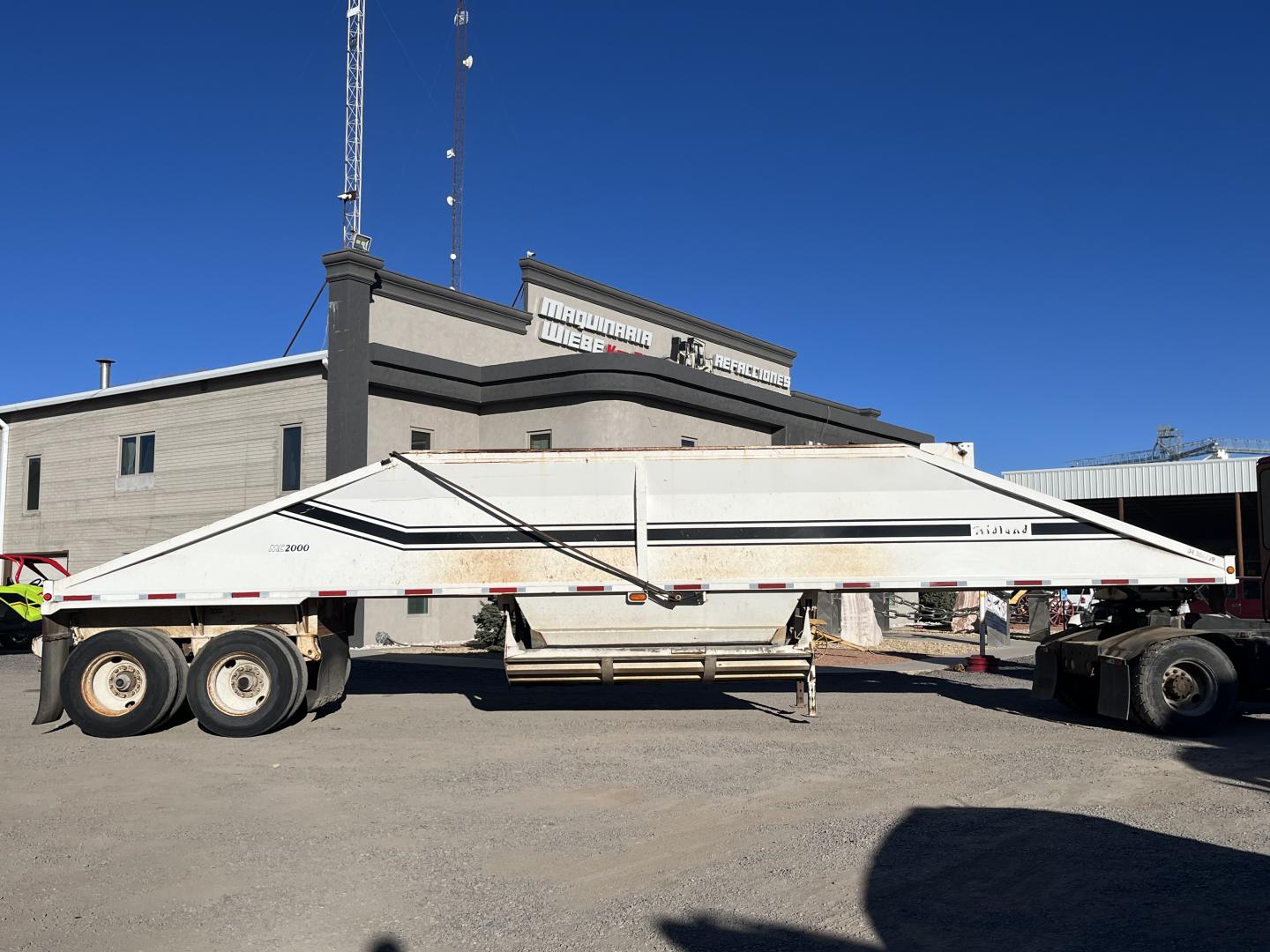 ./imagenes/INVOICE/2019/17338/GONDOLA MIDLAND MG40MC2000 (2).JPG